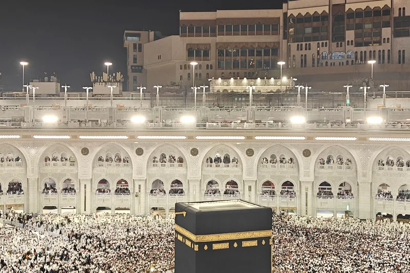 Tawaf at night